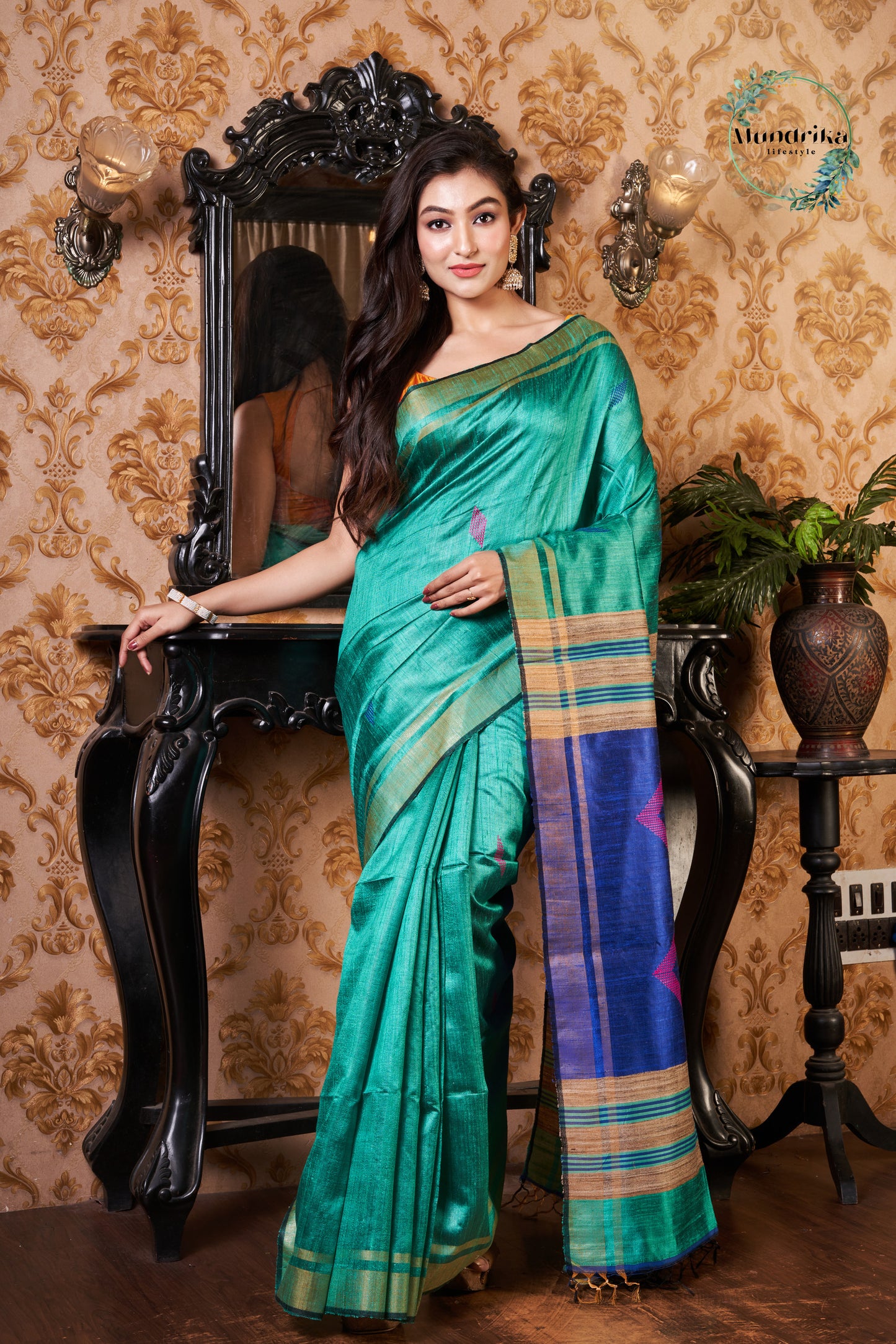 Handwoven Raw Dupion Weaving Saree