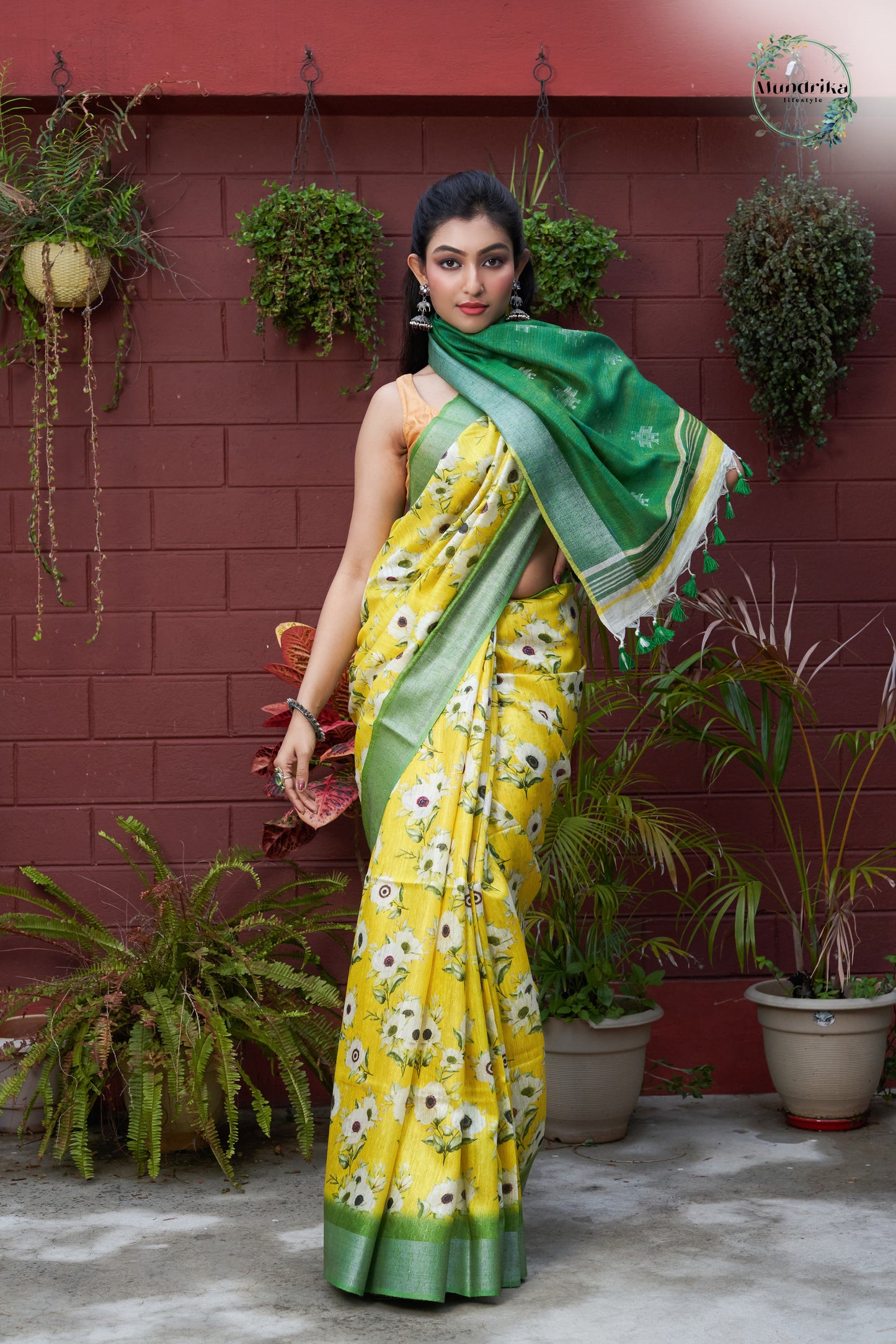 Handwoven Matka Silk Floral Print Saree - Yellow & Green